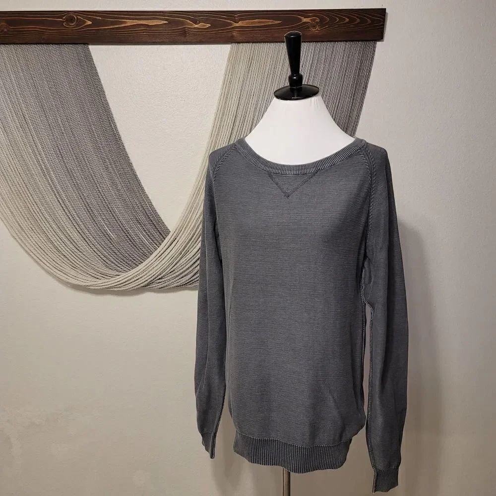 Vintage 1946 Stone Washed Crew Neck Sweater Sz XL